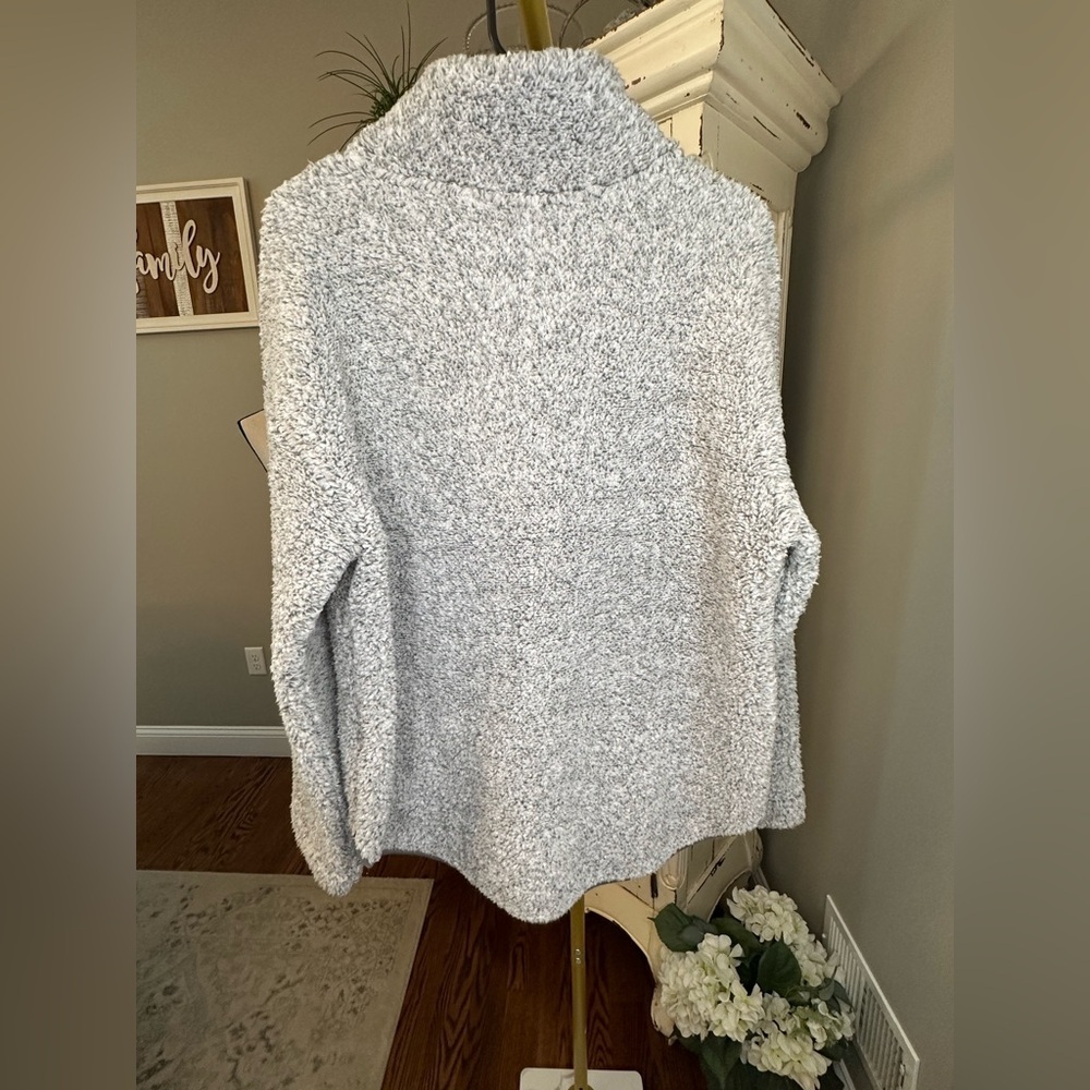 Old Navy - Cozy Gray Women's Quarter Zip Sweater - Picture 4 of 4